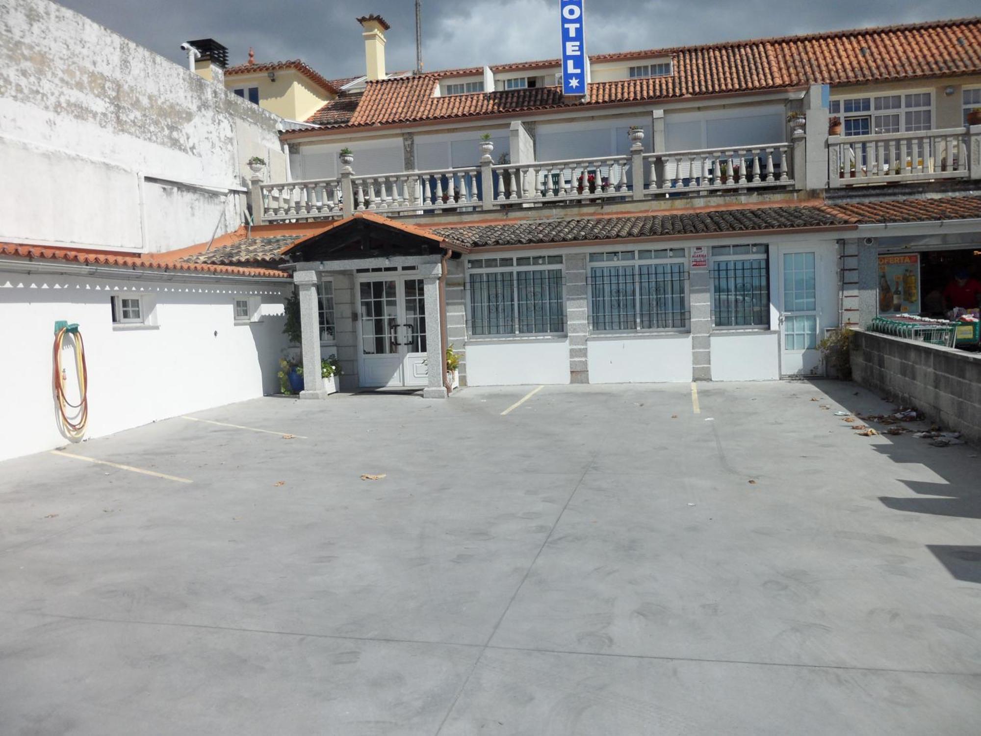 Avenida Baiona Hotel